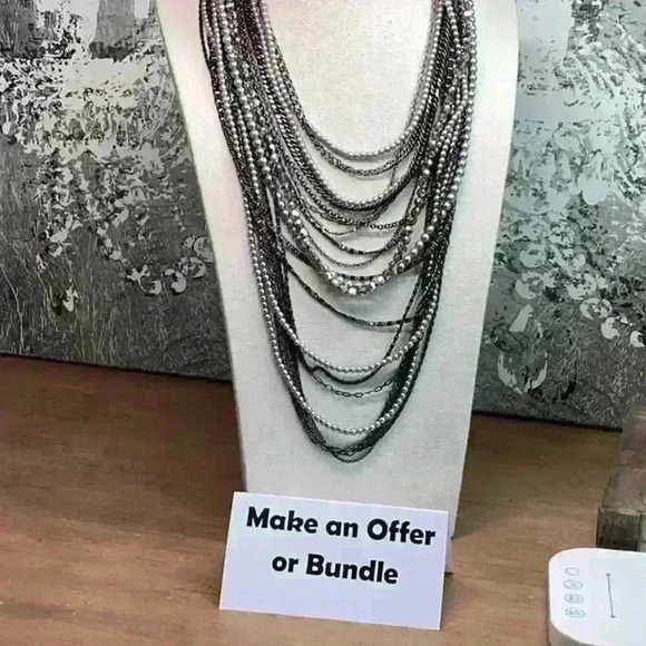 Black and Grey AB Aurora Borealis Beaded and Chain Necklace - Picture 4 of 5